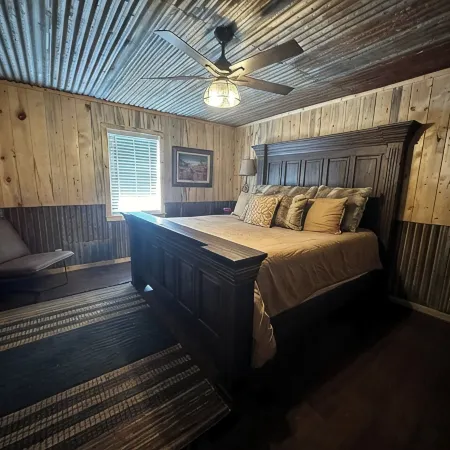 Charming Rustic 3 BR fully furnished home