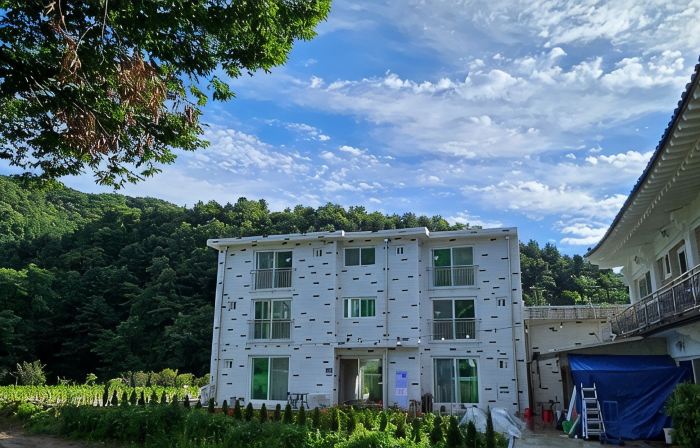 Gwangju Pension & Nam Hansanseong Art Hall Pension