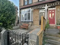 4 Bed End Terrace - Sleeps 7 Hotels in Ilkley