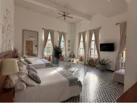 Prime 12Br Old City Corner Villa with Rooftop Pool Hotel di 