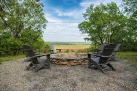 Farmhouse on 160 Acres. Stocked Ponds, Firepits. Just 30 minutes from Tulsa! - 4 étoiles