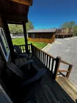 Cabin 5 at the Almo Inn Near City of Rocks/Castle Rocks Parks in Idaho