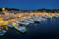 Rare! Saint-Tropez Port – Quai d'Honneur, Terrace, Sea View, 100m², A/C - 4-Star