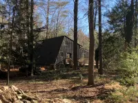 Beautiful stream side cottage in the woods - Wi-Fi