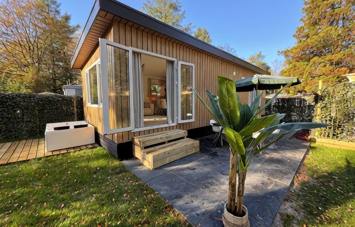 Forest view holiday house with private jacuzzi