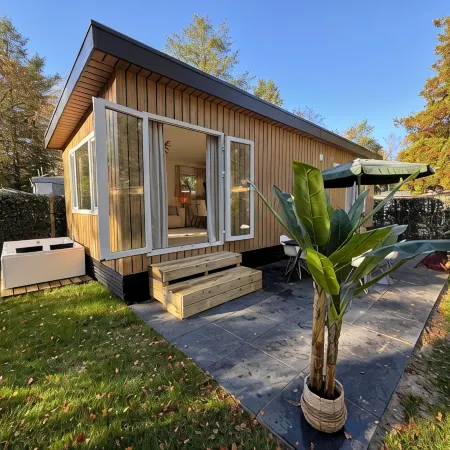 Forest view holiday house with private jacuzzi Отели в г. Хундерло