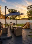 Backyard Oasis with Pool • 10 Min to Weeki Wachee