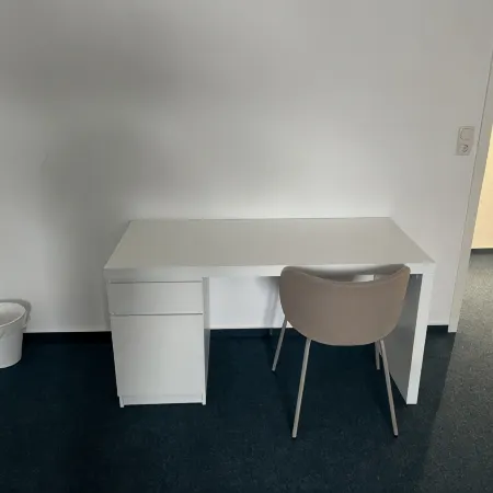 Große Monteurs-/handwerker-wohnung mit 4 Großen Doppelzimmern