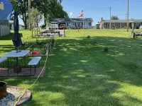 4-bedroom house in terrific Orland with AC, WiFi. Enjoy your stay - WiFi
