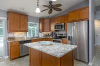 3/2 Heated Pool & Putting Green - Port Charlotte - Come Relax & Enjoy! - ビーチサイド