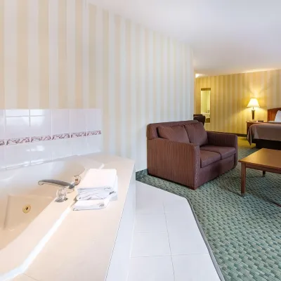 Quality Inn Airport Hotels near Peterson Air & Space Museum