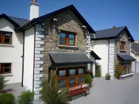 Avlon House Bed and Breakfast Hotels in 