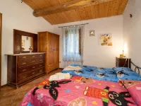 Villa in the green with private pool, garden, wi-fi for families and groups Hotels in Gallicano