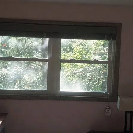 HICKORY HIDEOUTThe cabin is surrounded by a large area of trees for privacy Отели в г. Мена