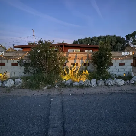 Apartment in downtown Joshua Tree - short walk to the restaurants and shops