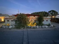 Apartment in downtown Joshua Tree - short walk to the restaurants and shops