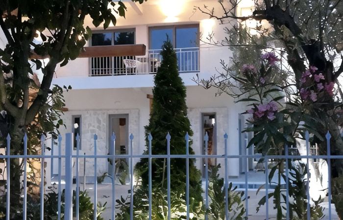 Agorastos Luxury Living