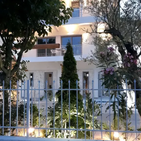 Agorastos Luxury Living