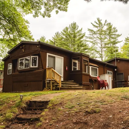 Pet Friendly, Lake Fun! Dragonfly Trail Retreat