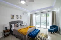 The Luxurious Chateau - 4-Star