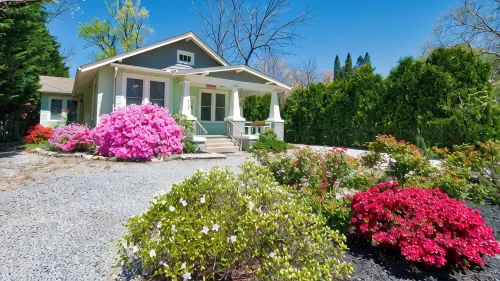 Bramley House: 3 Blk. Walk to DWTN Hendersonville-Lovingly Restored - Kitchens