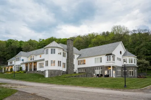 Estate at Fly Creek
