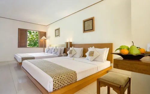 Nyiur Indah Beach Hotel
