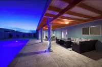 Large Spacious pool/patio with open concept near all amenities and best beaches.