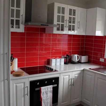 Cosy 3 bedroom cottage in the centre of Kingscote