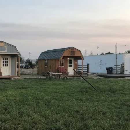 Cute Farmhouse Cottage