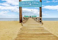Victoria Home Beachfront 2 Bedroom 2 Bath 4 Bed  Close to Shop Toy for Kids