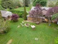 Port Franks 2 Bedroom Cottage With Double Wide Lot - Wi-Fi