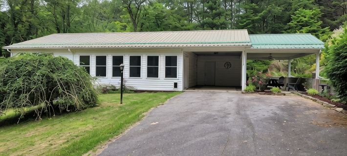 Peaceful creek side getaway nestled in the Blue Ridge Mountains Hôtels à&nbsp;: Comte de Grayson