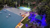 Pavones Surf Villa ~ Pool, Gym & Beach - Wifi