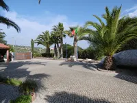 Apartment with pool in a quiet location and beautiful garden - Wi-Fi