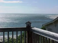 The Blue Rose Cottage - Amazing Views - Direct Beach Access - Pets Allowed