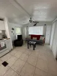 Cozy Venture Out Cottage - 3-Star
