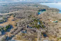 The Barrel House on Lake Texoma