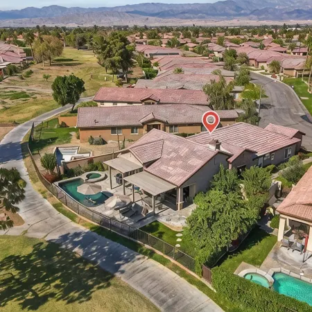 🌟Sun-Kissed Oasis, Entertainers Dream on the Golf Course⛳ w/ Private Pool 💦