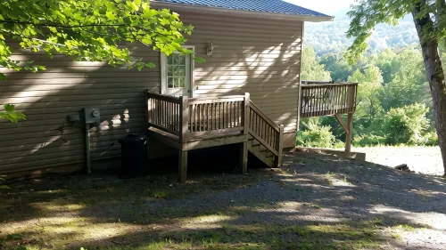 Enjoy, Beautiful, up close & personal mountain views ,1 mile from Lake Chatuge - Wifi