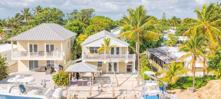 Stary Net - Ocean Waterfront 3BR 3BA Home Hotels in Key Largo