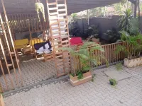 NOAZ Hotel Kampala - Haustierfreundliche