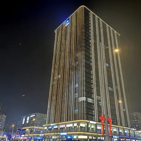 Pingdu Manyu Light Luxury Viewing Apartment (Zhongjie Times Square)