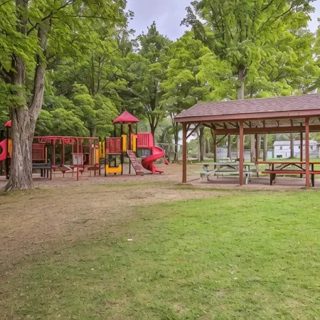 Grandma's House LA 1-bedroom apartment just 22 minutes to Lake Michigan