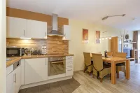 Apartment near the beach at the marina - Pools