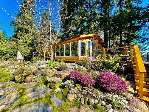 Luxury Forest Escape with Fire Pit and Waterfall and Private Decks• Near Seattle - 무료 와이파이