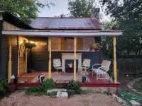 Ethyl's Place - a Charming Place to Stay.