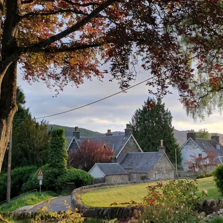 Spacious and Charming Retreat in Pitlochry!