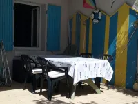 House 100 m from the beach Hotels in Saint-Pierre-d'Oleron