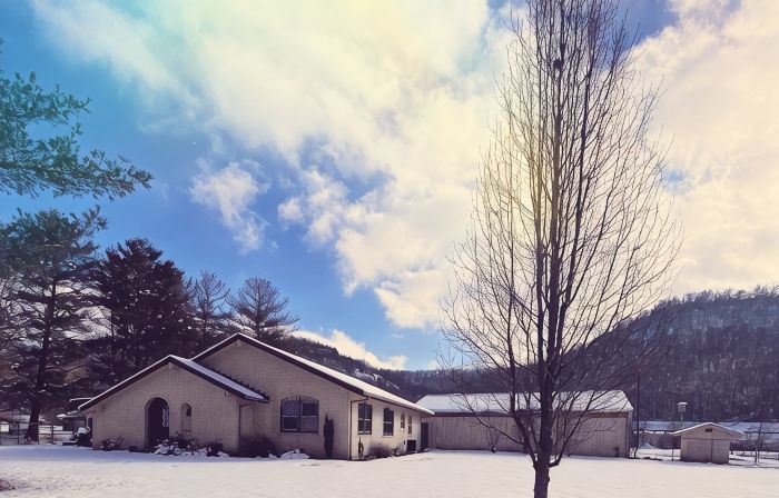 Morning View Ranch- Red River Gorge- Indoor Pool open March-Nov. Pet friendly.
